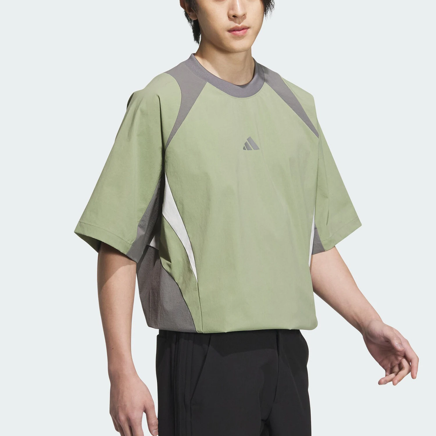 

Adidas genuine New Men's Loose Breathable Sports Casual T-Shirt JI6632