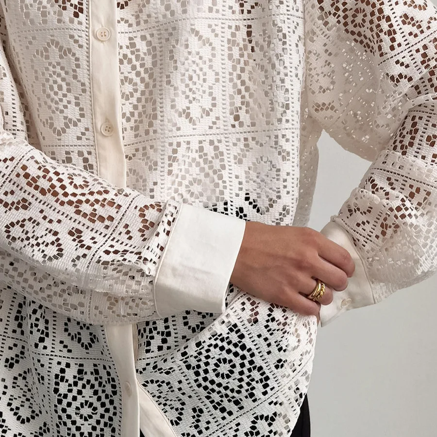 Damska koszula z klapami z guzikami Elegancka koronkowa bluzka z długim rękawem Moda Seksowna bluzka oversize 2025