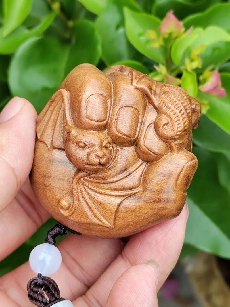 ZQ020 - 5.8 x 5 x 4 CM Hand Carved Green Sandalwood Netsuke: Bat in Hand