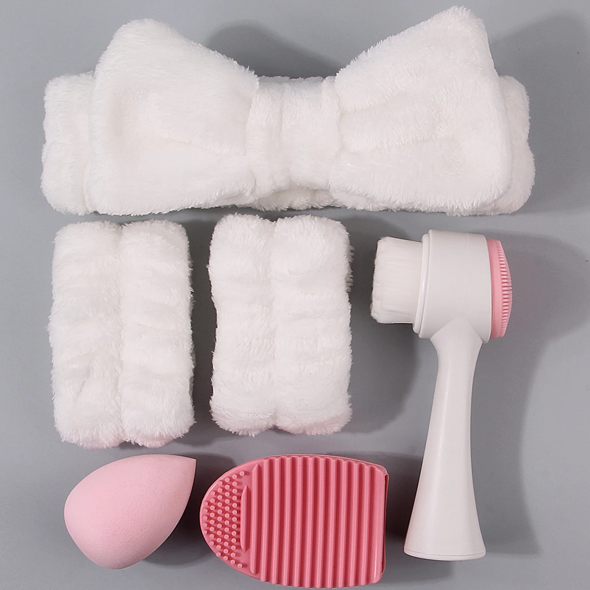 6-piece skin care and cleansing set:white bow hair band+wrist strap+double-sided cleansing brush+makeup egg + washing tools
