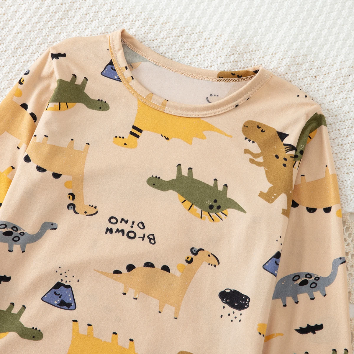 2-teiliges Herbst-Set für Kinder, bestehend aus einer langärmligen Hose mit niedlichem Cartoon-Motiv, für Jungen und Mädchen, bequem und vielseitig einsetzbar als Freizeitkleidung für zu Hause. – Detail 11