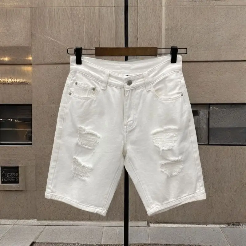 

Лето 2022, модные брендовые рваные джинсовые шорты, мужские прямые брюки с пятью точками, корейские модные белые шорты, мужские короткие полубрюки