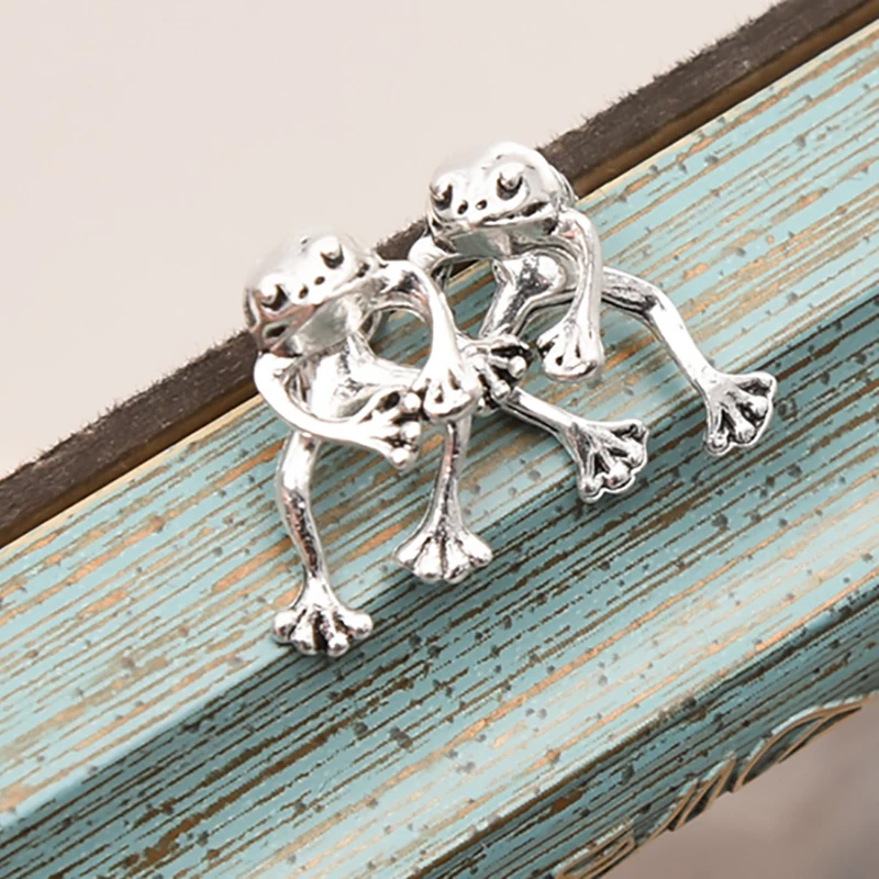 1Pair Cute Cat Frog Earrings for Women Men Funny Animal Stud Earrings Statement Earring Tibetan silver Ear Piercing Jewelry Gift