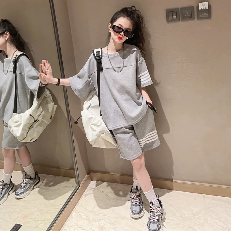 Children\'s Top and Bottom Clothes Set Summer Suit Outfit Simple Solid Color Short Sleeves +loose Pant Casual Sportswear Outdoor