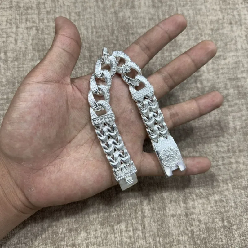 Men’s Retro Hui Pattern Engraved Cuban Bracelet, Thick Heavy‑Duty Chain, Ethnic Style Snap Clasp Versatile Wrist Jewelry