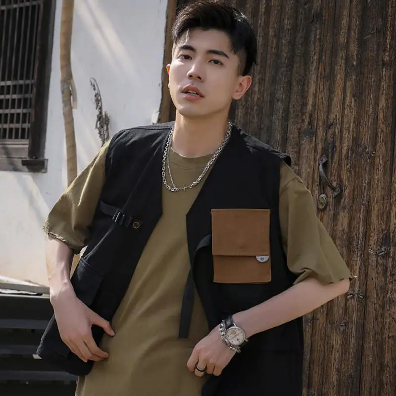 Men Japanese Retro Workwear Vest Color Block Multi Pocket Sleeveless Jacket Casual Utility Cargo Gilet Streetwear Outerwear For