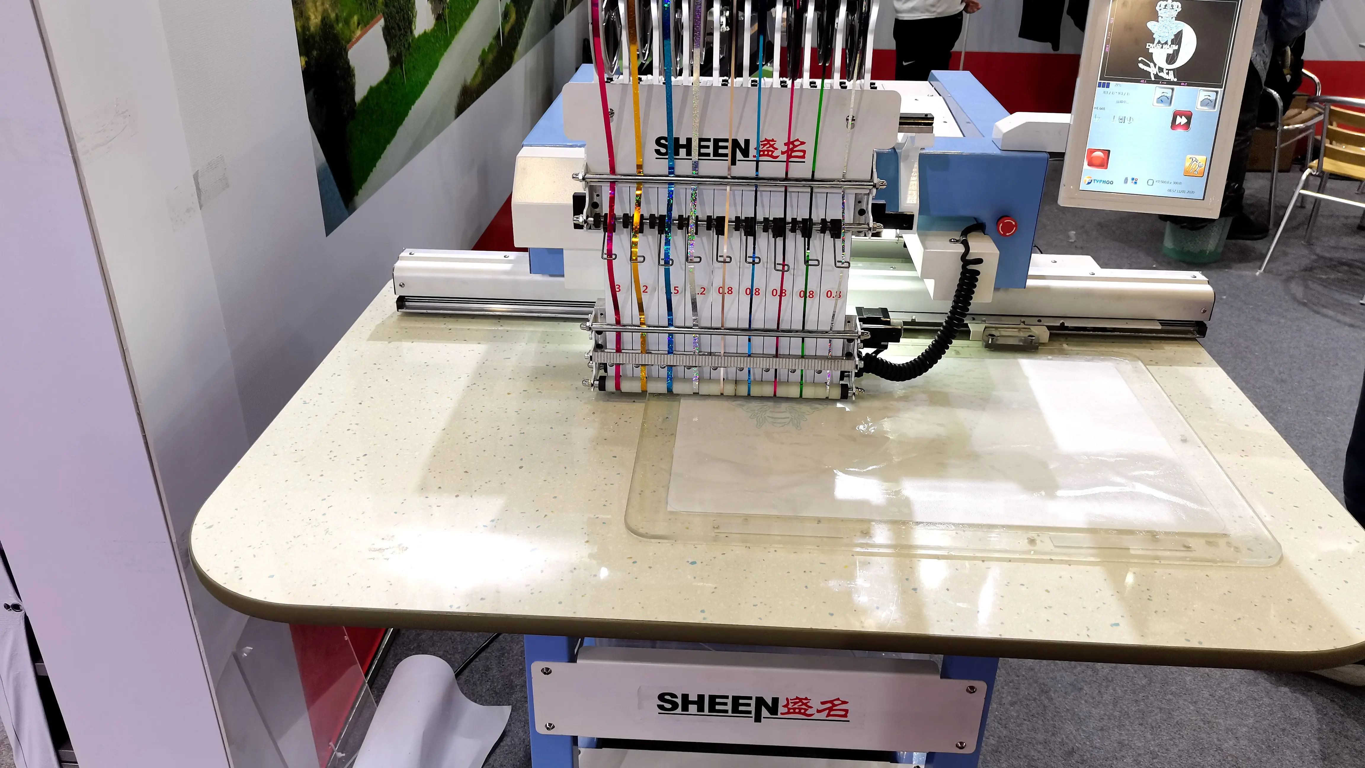 Economical Type Single Head Embroidery Machine Portable Home Use Sequin Punching Embroidery Machine