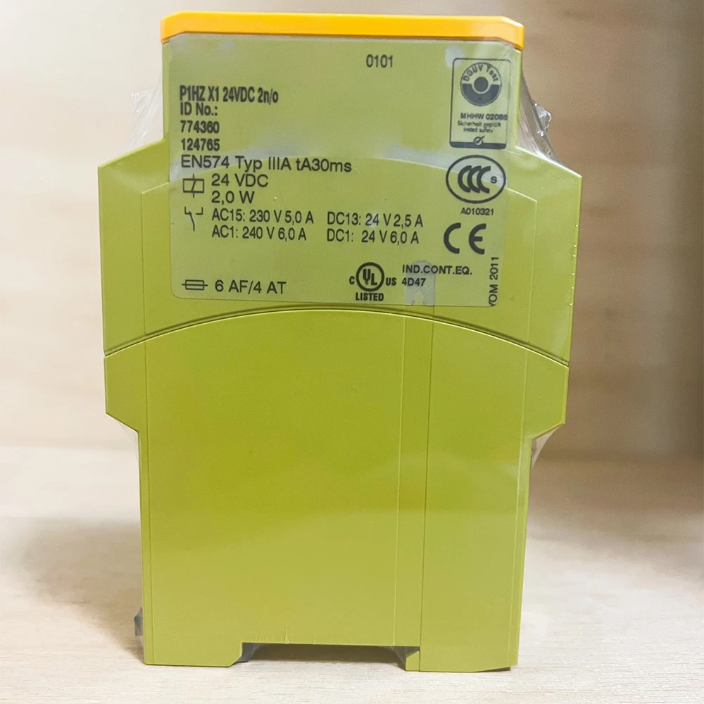 

New for Pilz P1HZ X1 774360 24V Safety Relay Module in Box