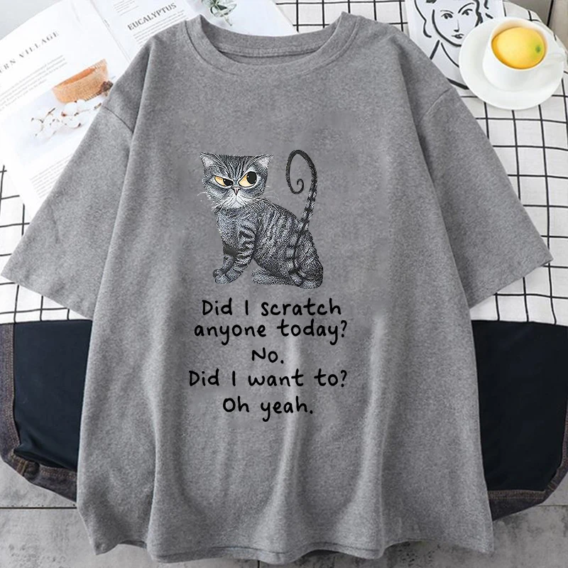 Fashion Unisex T-shirt Grey Tabby Cat with Fierce Eyes Print Designed Summer Men Women Tops Did I Scratch Anyone Today Tees Tops