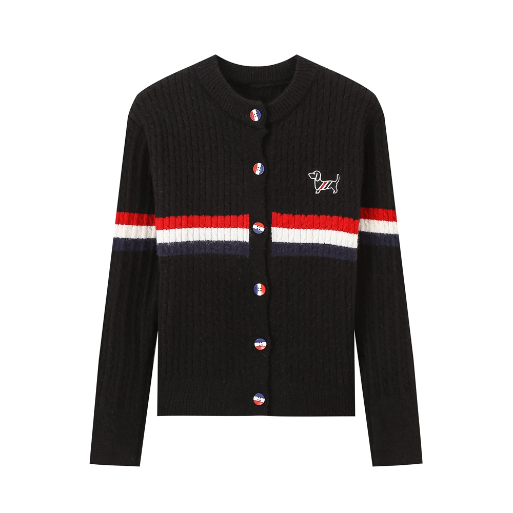 

Осенний вязаный кардиган для женщин: европейский дизайн, универсальный и повседневный шикарный стиль.