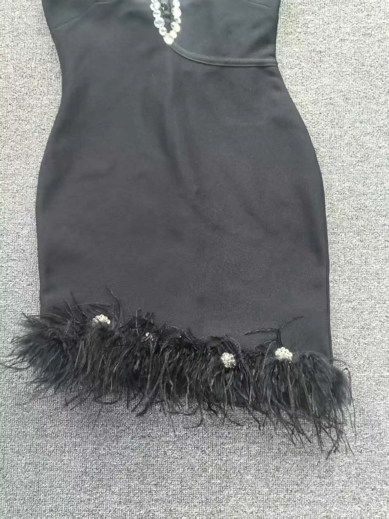 Women's Black Feather Trim Evening Dress Rhinestone Halter Neck Bodycon Party Gown for Prom Night Clubwear