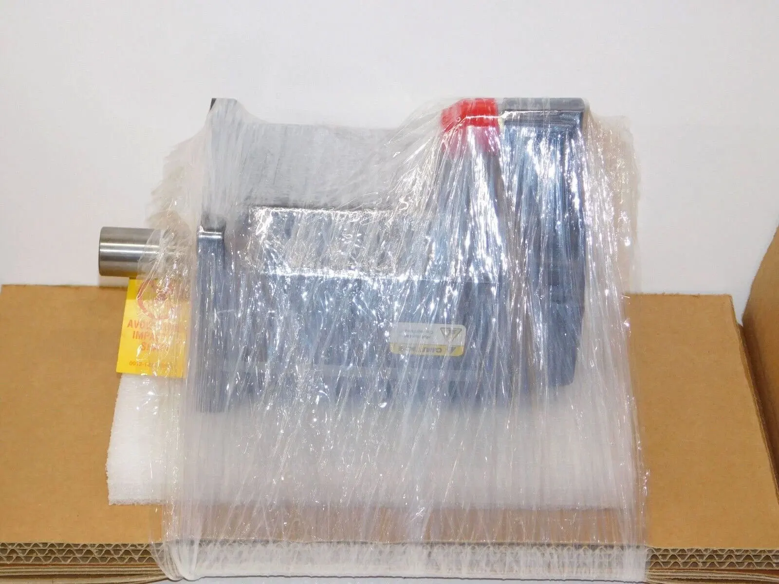 Brand new VPL-B1153E-PJ12AA VPL-B1153F-PK12AA VPL-B1153E-CJ12AA VPL-B1153E-CK12AA VPL-B1153E-QK12AA Original Servo Motor