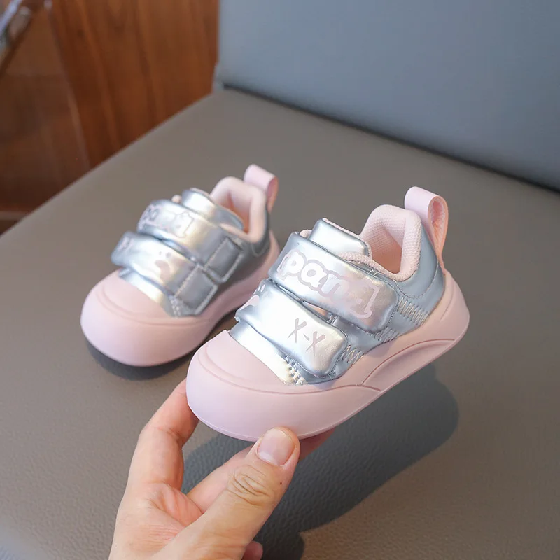 Dziecięce sneakersy jesienne, nowe buty dla niemowląt, buty do chodzenia z blokami kolorów, buty dla dziewczynek do przedszkola, uniwersalne buty dziecięce, modne buty sportowe dla dziewczynek.