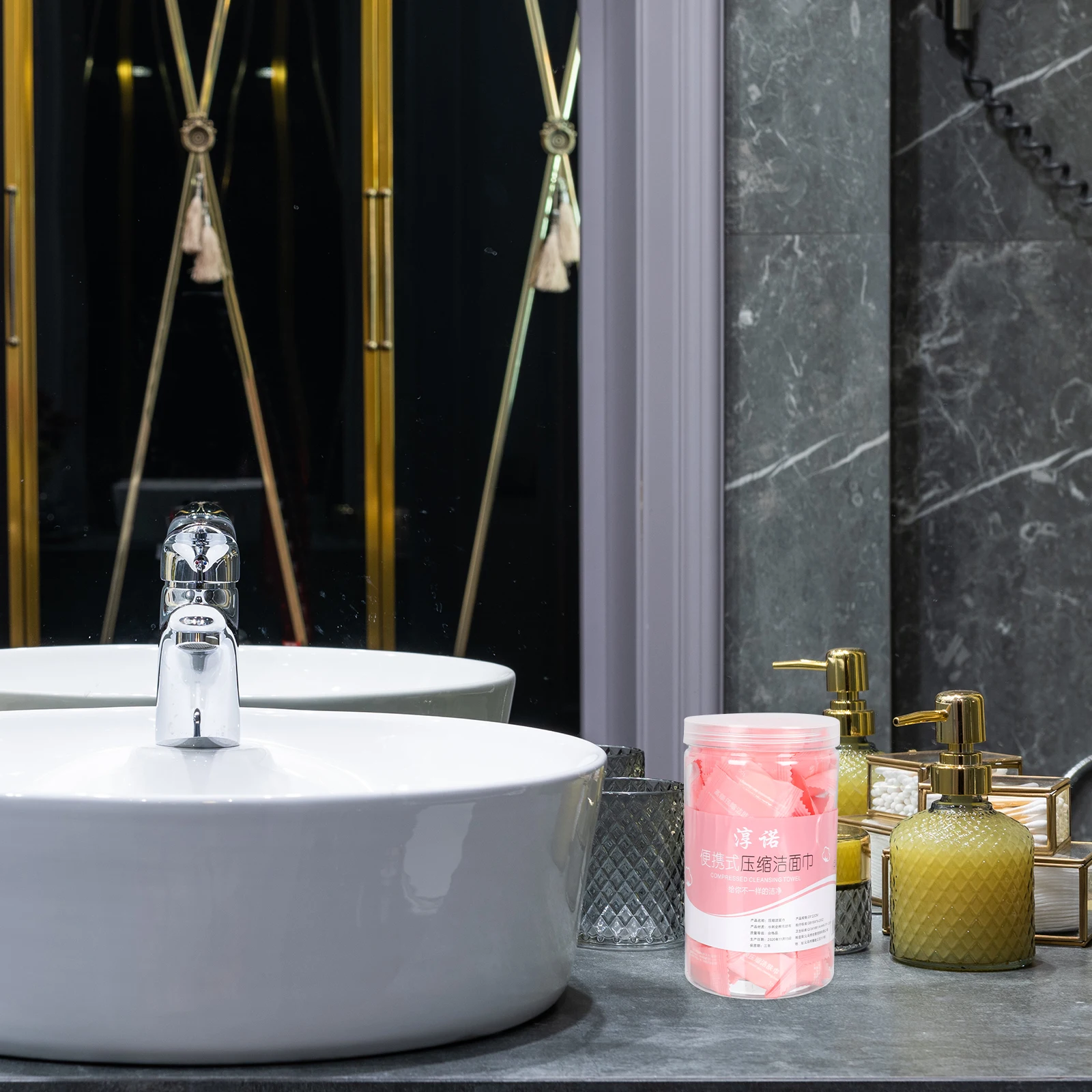 

100Pcs Portable Compressed Towel Disposable Travel Facial Cleaning Mini Towels Soft Eco Friendly Small Compressed Towel