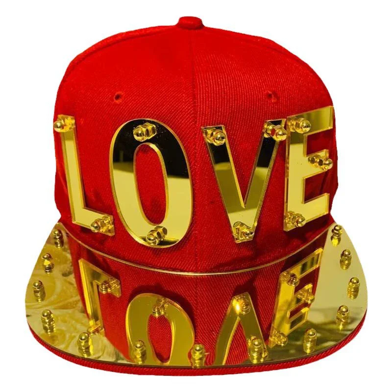 Cappello hip-hop con lettera personalizzata AMORE di strada europea e americana, decorazione a specchio, fatto a mano, per l'industria pesante, prestazioni rock
