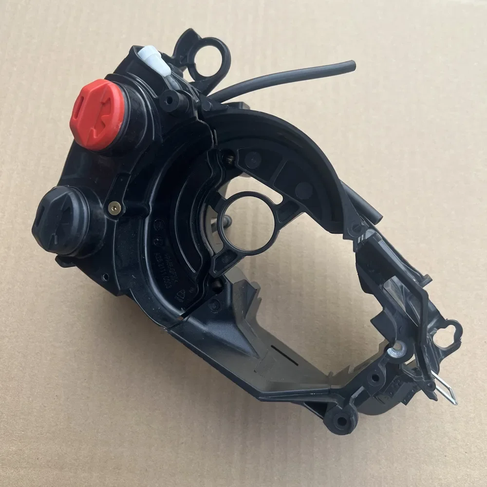 КРЫШКА ДВИГАТЕЛЯ CS-2511T P100- 004936   ДЛЯ ECHO CS-2511TES 2511P 2511 SHINDAIWA 251TS 251WS БАК ТОПЛИВОГО МАСЛА SHROUD P100- 004930
