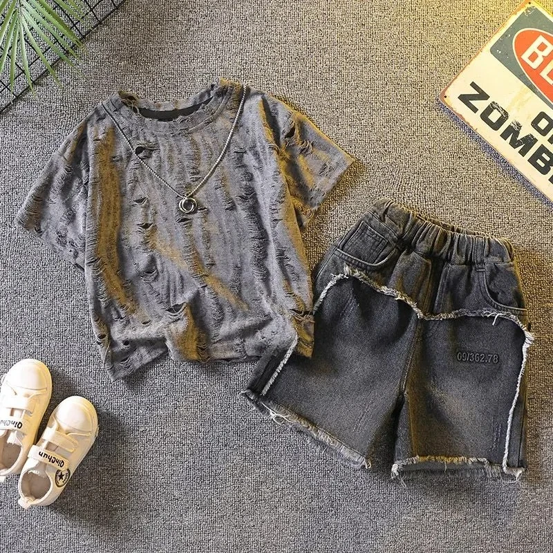 2pcs Set Boys Grey Hole Short Sleeved T-shirt+ Denim Shorts Summer Suit 2026 New Fashion Baby Clothes Handsome Kid Clothing