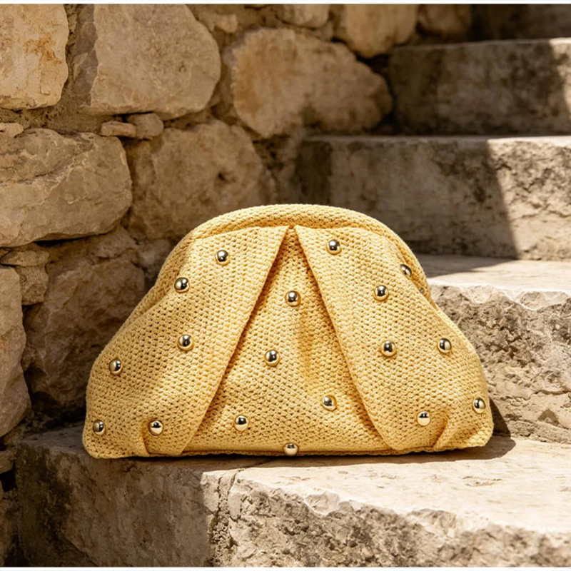 Vintage Häkel-Clutch, Retro-Handtasche für Damen, Sommer Boho Nieten-Dekor, gerüschte Handtasche mit wolkenförmigem Verschluss – Detail 6