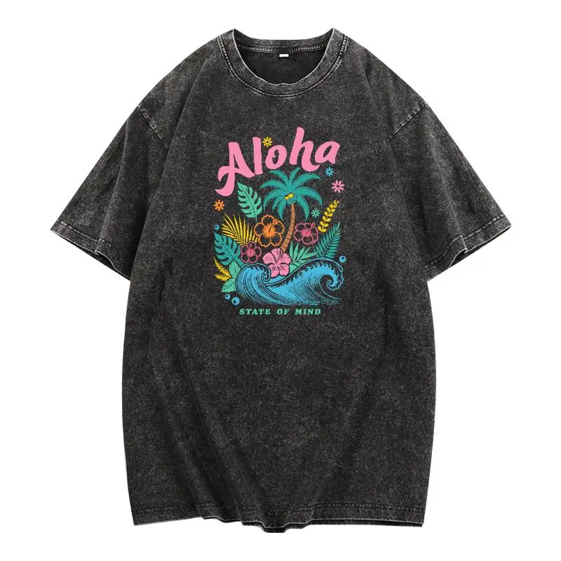 

Washed T - Shirt with Tropical "Aloha State of Mind" Design for Beachy Vibes