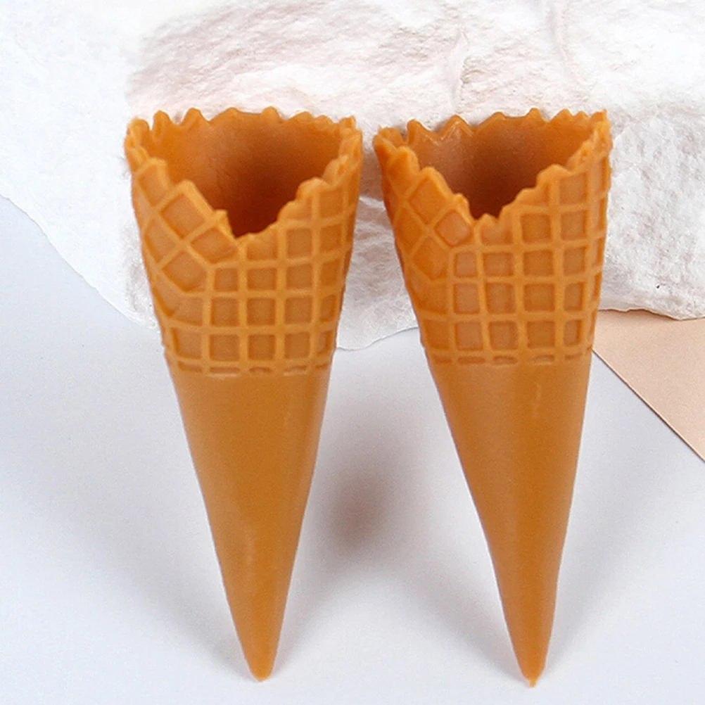 

18 Pcs Simulated Ice Cream Bottom Holder Cone Jewelry Accessories Toys Mini Pvc Artificial