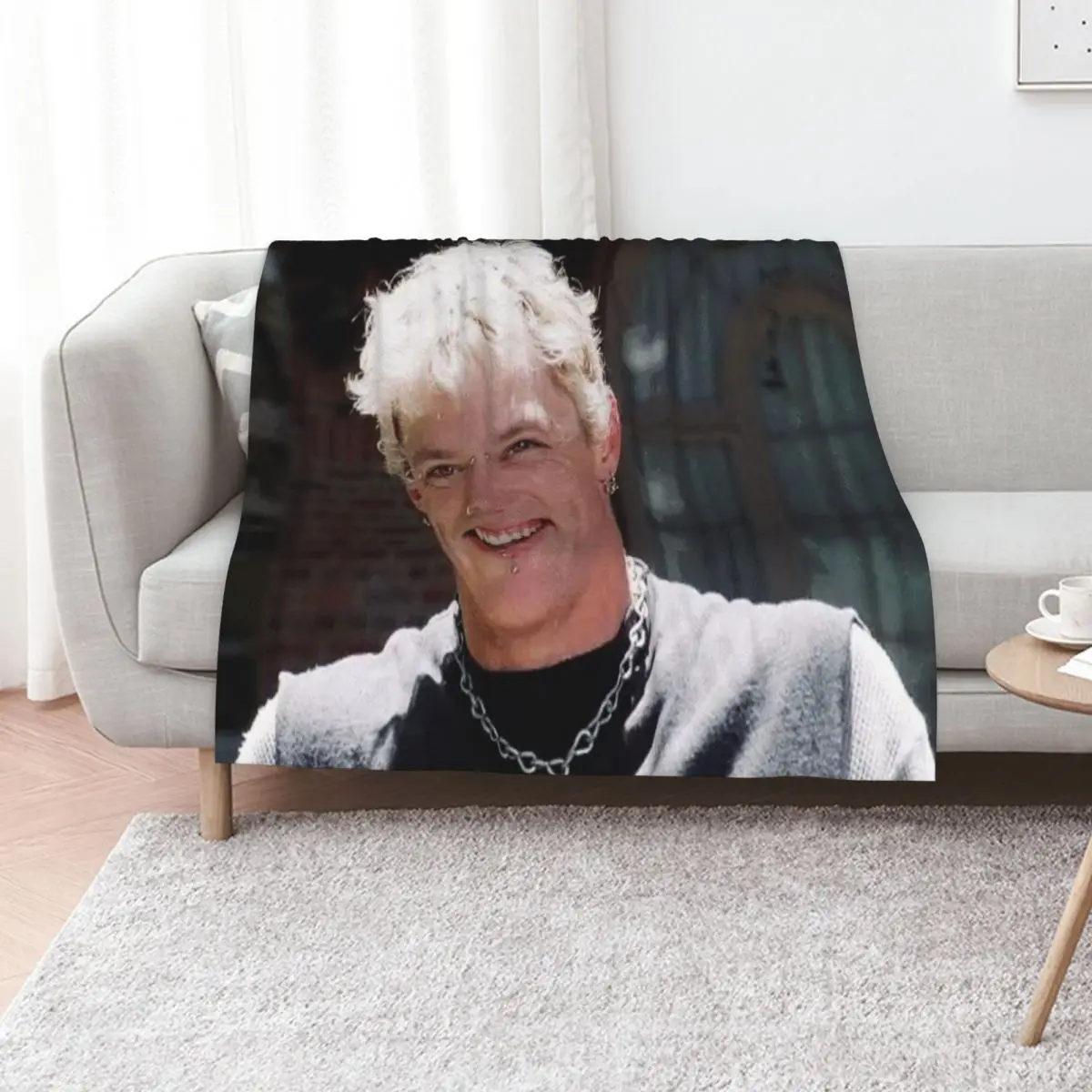 Matthew Lillard Throw Blanket Lightweight Cozy Blanket for Bed Sofa
