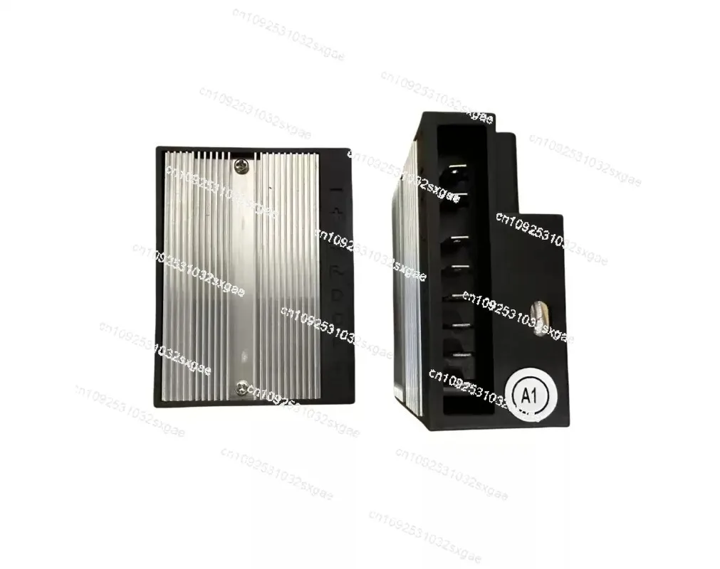12/24v DC universal DC25HZ25G drive board controller driven by inverter compressor of car refrigerator.