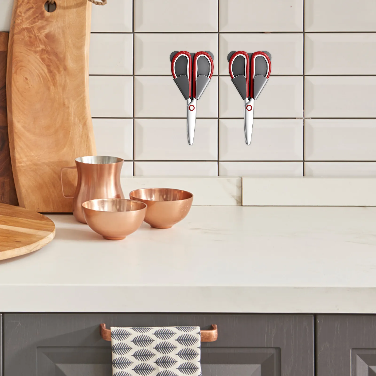 

4Pcs Wall Mounted Scissor Organizer Carbon Steel Kitchen Scissors Holder No Drilling Adhesive Utility Rack Cooking Food Scissors