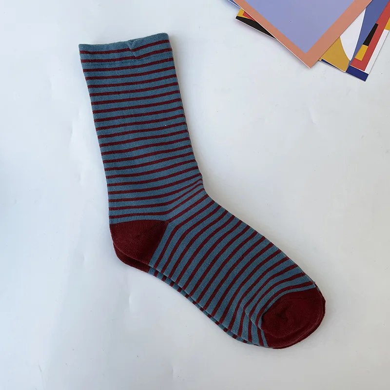 

Korean version of color matching striped pile socks for women ins trend contrast color horizontal stripes college style