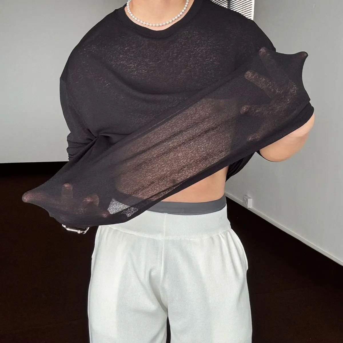 

Ice-sensory sweater translucent sunscreen shirt men's pullover loose long-sleeved bottoming solid color air conditioning shirt