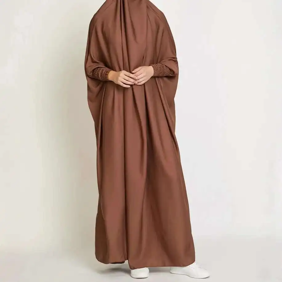 

2025 Women's Muslim Dress with Pleated Sleeves and Arab Basic Style Large Swing Robe Abaya Ramadan Dubai Luxury Islam Elegant