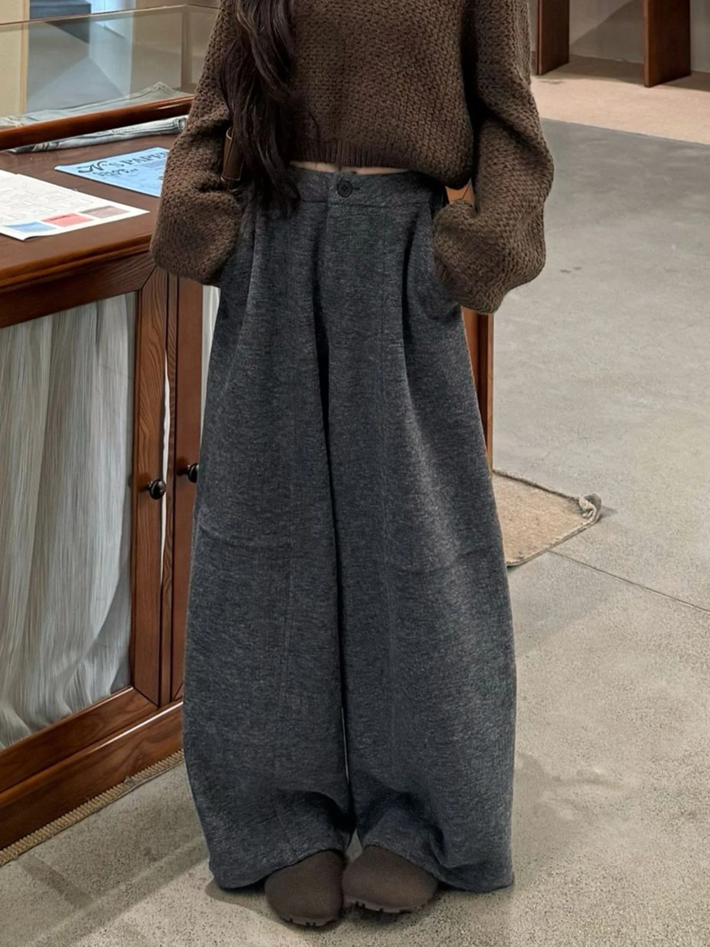 

Ретро-американские шерстяные брюки с широкими штанинами для женщин, осенне-зимние, новые, свободного кроя, прямые, визуально стройнящие, в стиле костюмных брюк