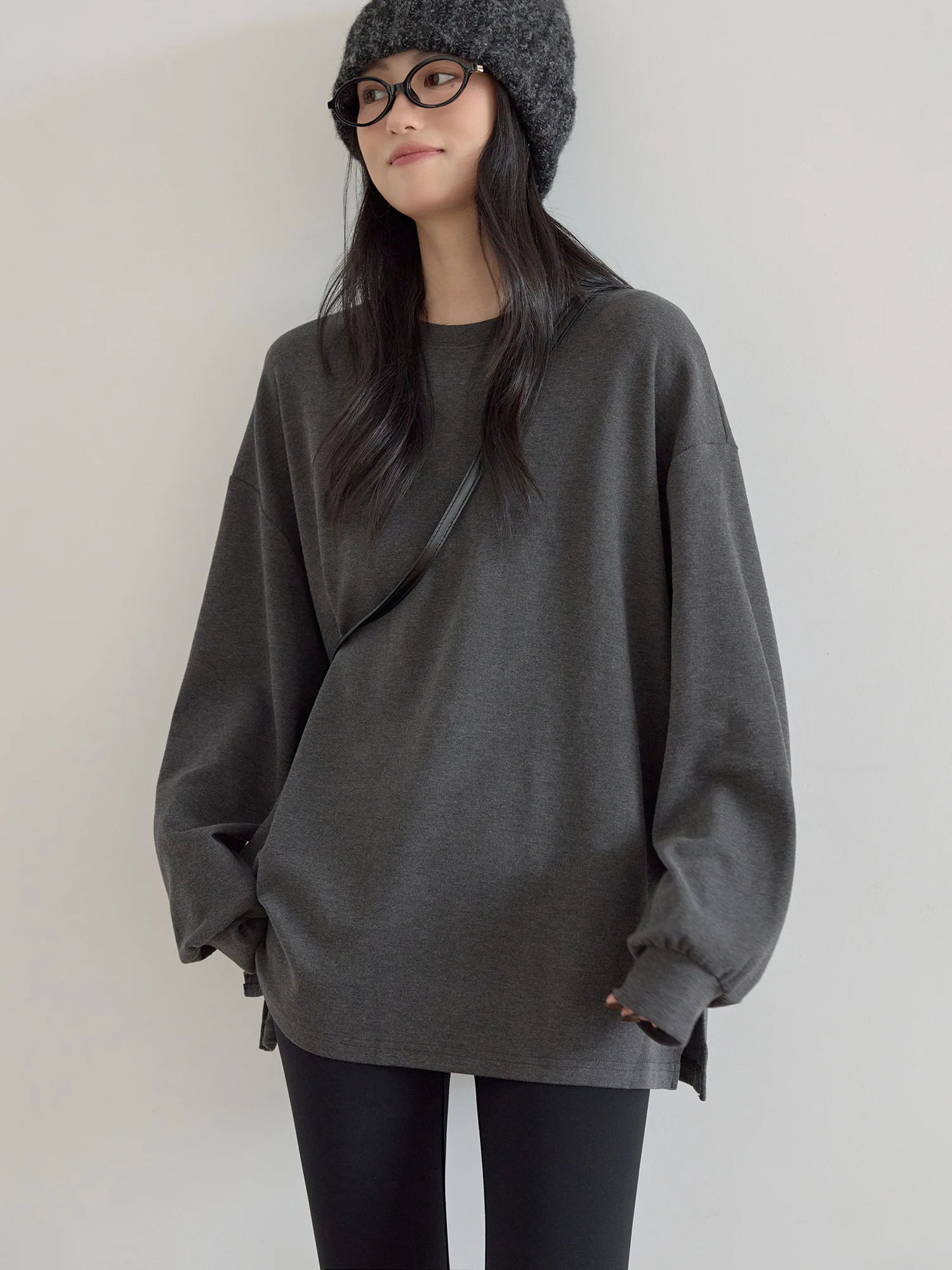 

Женская футболка с длинным рукавом, свободного кроя, повседневная, утепленная, для ношения под одеждой, оверсайз, мягкая, приятная на ощупь