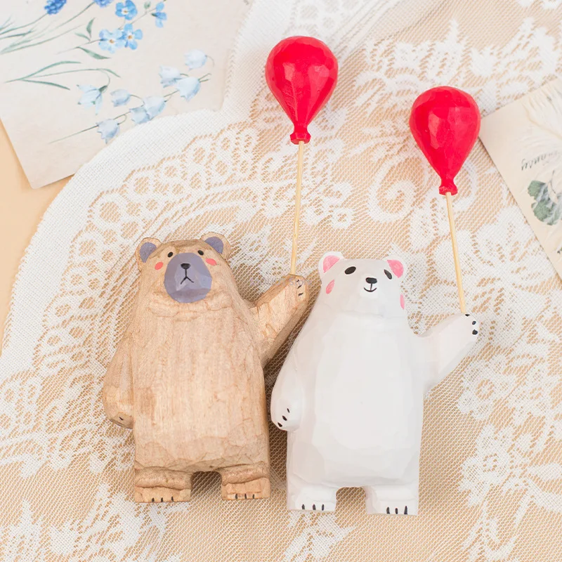 Wooden Crafts Desk Decor Hand-Carved Cute Wooden White Brown Bear with Balloon SculptureCreative Home Decor, Wooden Craft Gift