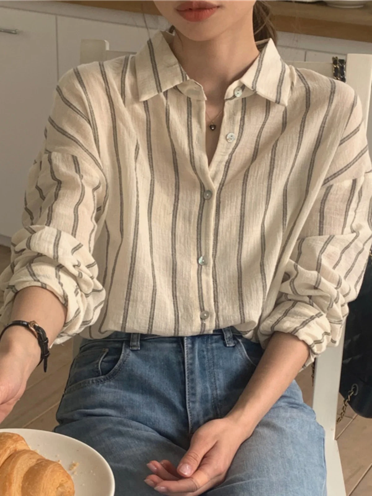 Frühling Sommer Streifen irt Frauen Lange Sve Dünne Sonnenschutz Kragen Basis Top Koreanische Sle Lose Fit Taste Detail