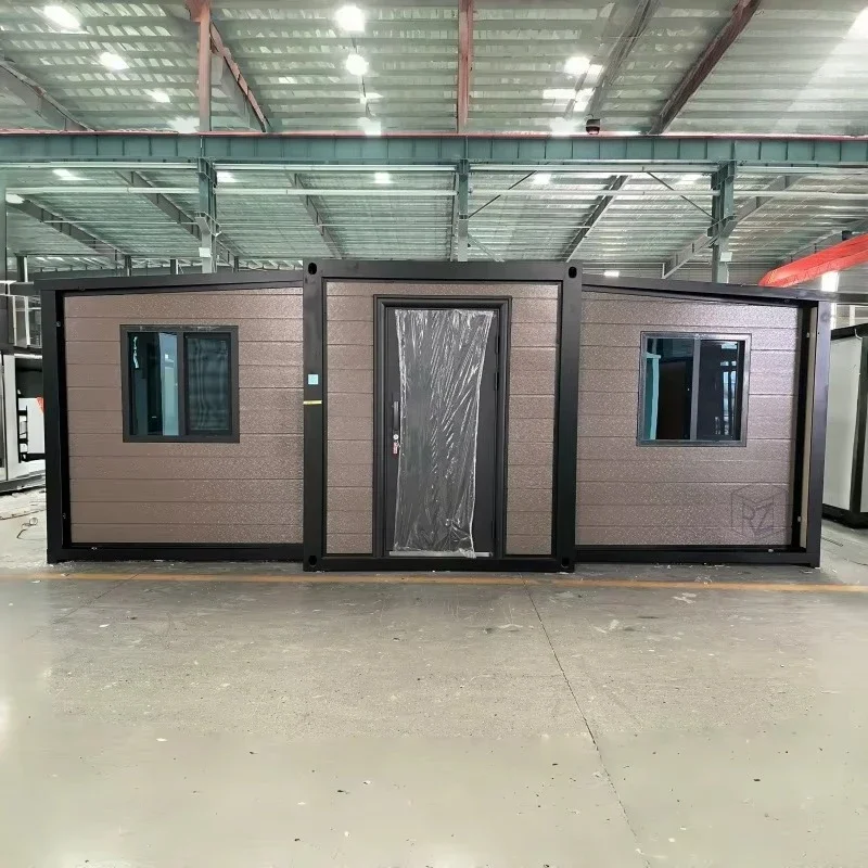 Factory Customized 20ft Expandable Steel Container Hotel with Kitchen Bedroom Prefabricated Houses