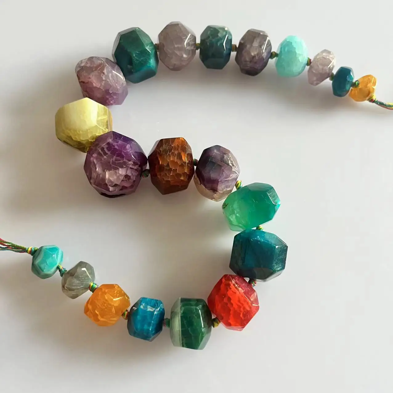 Mixed Color Quartz Agate Faceted Graduated Beads Strand 15-30mm Irregular Stone Necklace 380mm Jewelry Making Wholesale