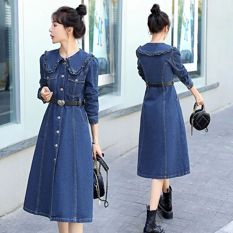 

2025 Spring Fall Women New Blue Denim Midi Dress Lady Graceful Slim Peter Pan Collar Single Button Jeans Dresses with Waistbelt