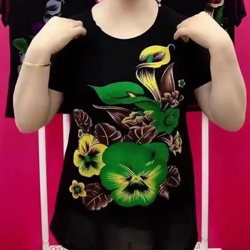 T-shirt con stampa 3D moda estiva T-shirt a maniche corte allentate versatili casual da donna anziana di mezza età