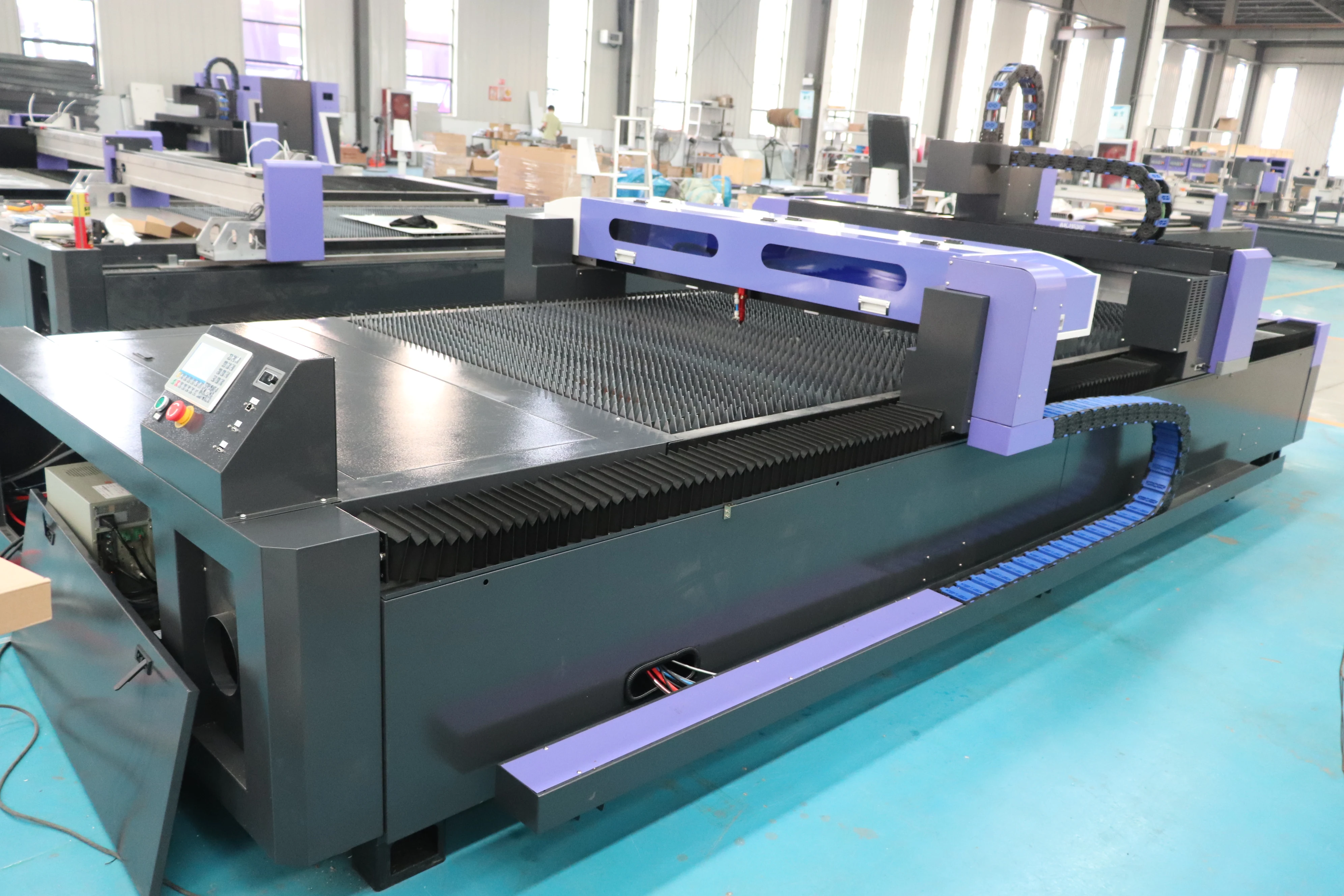 Fast Speed 1000W-6000W Fiber Laser Combined CO2 Lazer Cutting Machine Two Heads with CE for Metal Steel and Wood Acrylic MDF