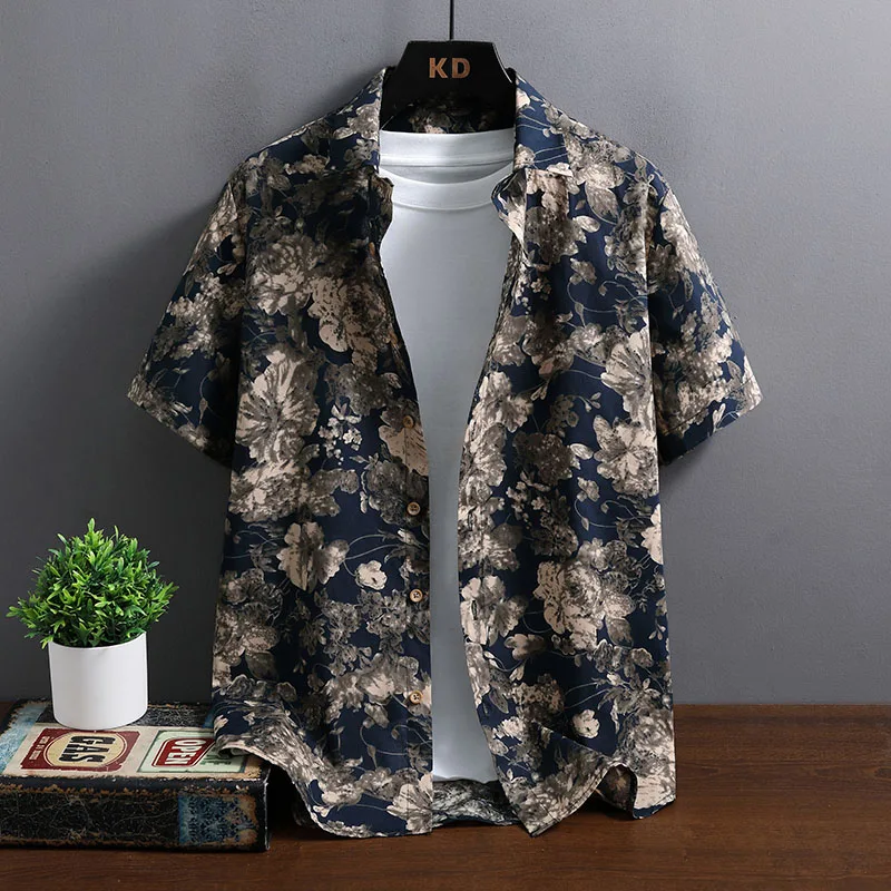 

Men's casual short-sleeved button-down shirts, stylish and handsome, versatile for all seasons, in multiple colors.