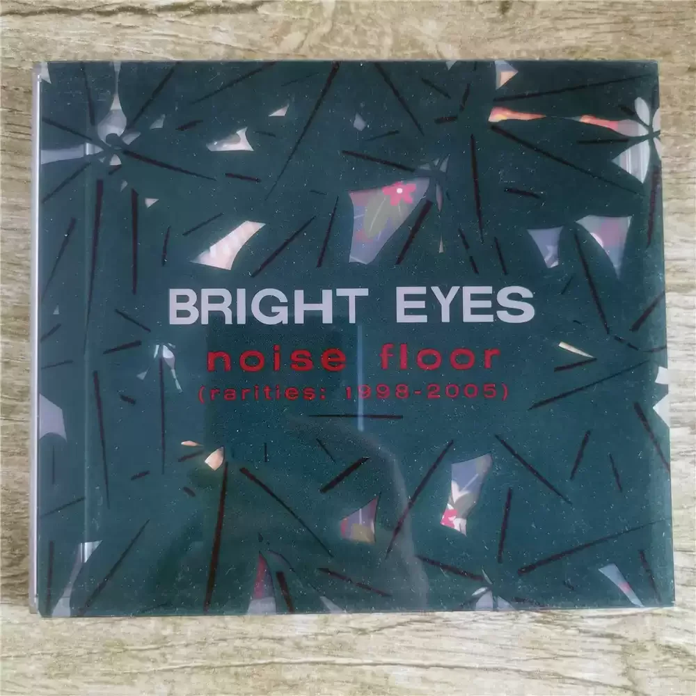 

CD Bright Eyes Noise Floor Это коллекция произведений независимых любителей музыки. Альбом инди-рок и фьюжн-рока