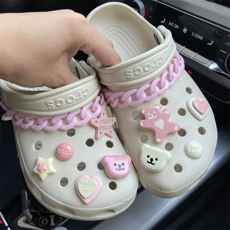

1 Set Cute Cartoon Shoe Charms Set Cute Balloon Dog Chain Buckle Child Shoes Decorations Creative DIY 3D Shoe Accessories New