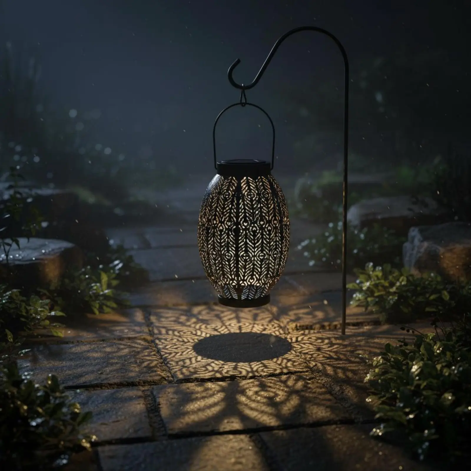 Solar Hanging Lantern Warm Light Hollow Metal Lantern Outdoor Lighting Automatic Dusk to Dawn Waterproof for Lawn