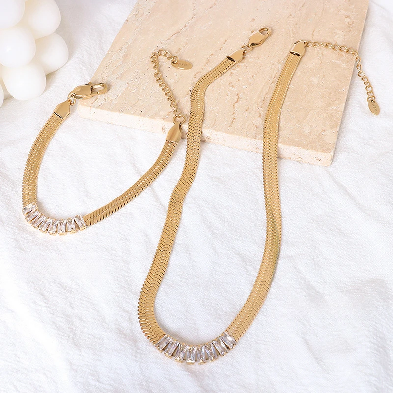 Minimalist Design Blade Chain Connected Square Zircon Titanium Steel Necklace/Bracelet Set Plated 18 Gold Waterproof Jewelry