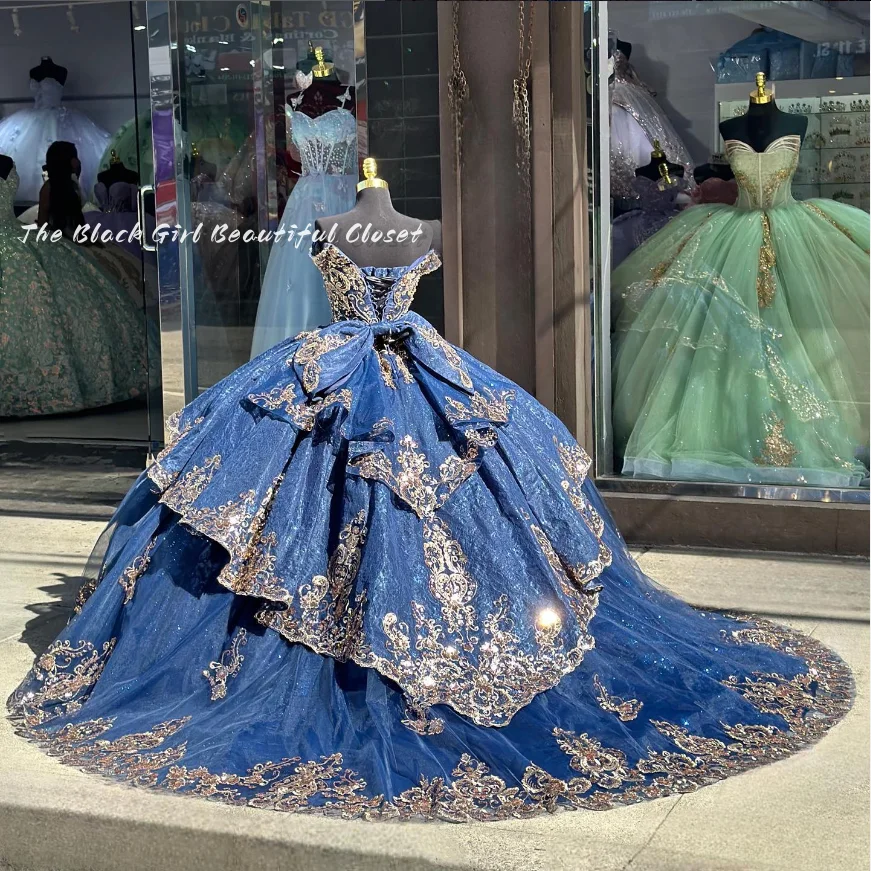 Elegant Blue Royal Princess Tutu Luxury Embroidered Small V-Neck Party Dress 2024 Exquisite Applique Quinceanera Dresses