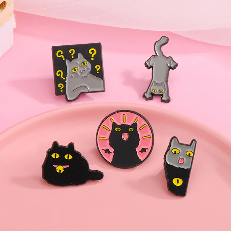 Black cat brooches with bell, devil cat mischievous gray cat lapel pin, cartoon animal cat punk badge