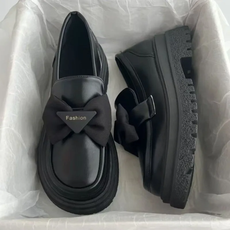 

Woman's Mary Jane Single Shoe Retro Platform Lolita Loafers Pumps New Fad Sweet Girl Students Bow Leather Shoes Zapatos De Mujer