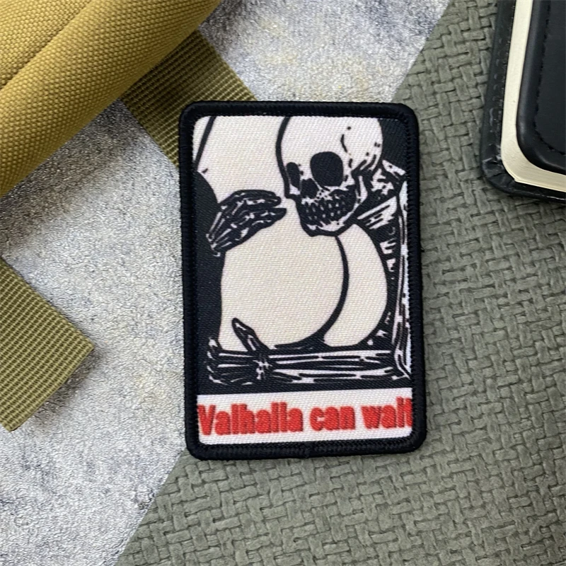 Valhalla يمكن أن ينتظر شارة المعنويات التكتيكية التصحيح الجمجمة عقد الفخذ شارة العسكرية هوك وحلقة الملابس على ظهره ملصقات