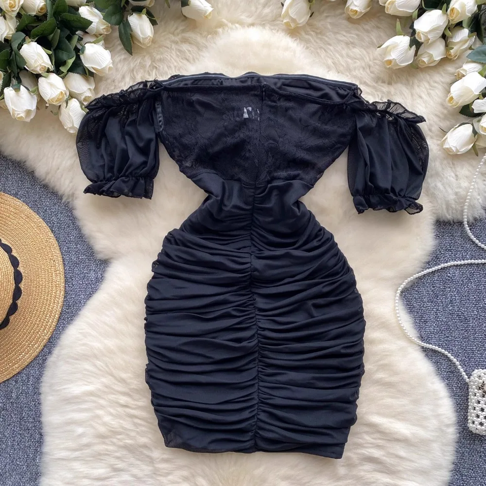 Elegancka koronkowa sukienka w stylu vintage z odkrytymi ramionami, szykowna, seksowna, szczupła, letnia damska, letnia, słodka, modna sukienka — zdjęcie 3