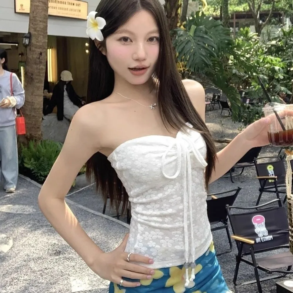 

Sweet Flower Halter Flower Camisole Yellow White Beachwear Slim Crop Tops Spicy Girl Sleeveless Suspender Vest Beach